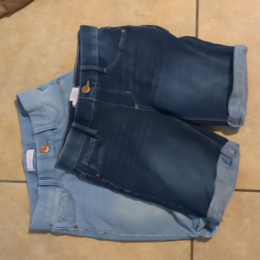 2 Pair Tommy Bahama Shorts